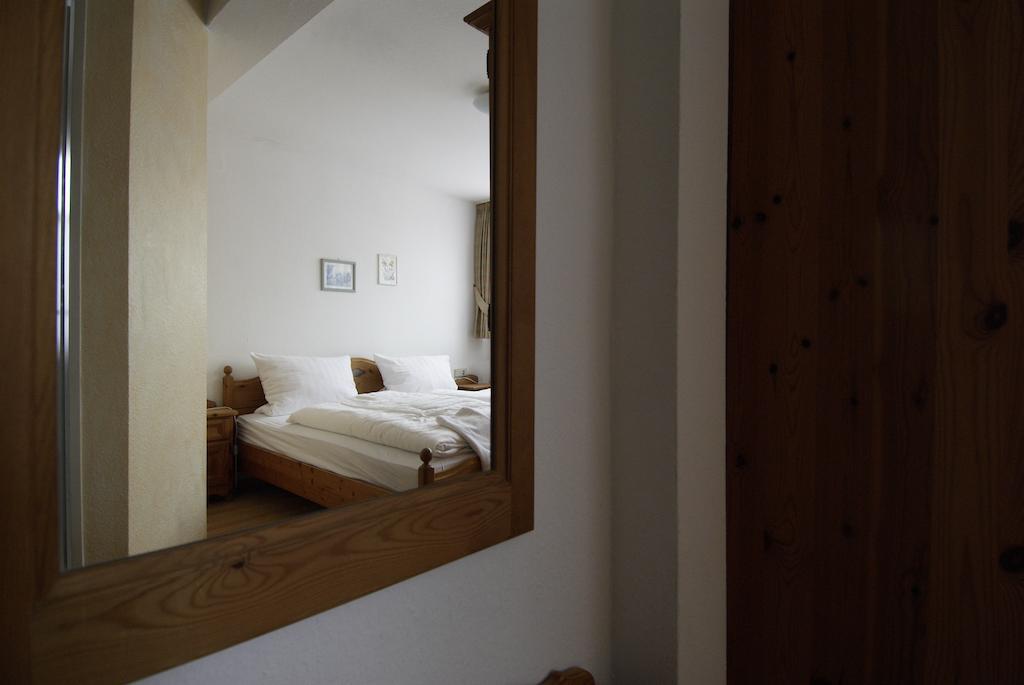 Hotel Regina Zirndorf Oda fotoğraf